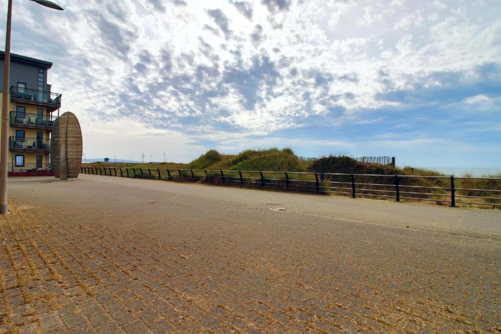 Observatory 2 Bedroom Apartment Overlooking Beach Swansea Luaran gambar